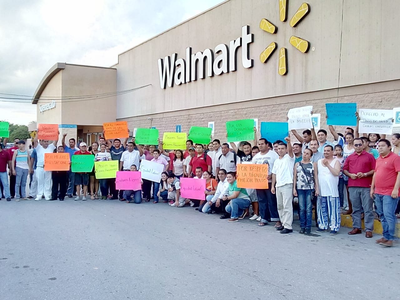 Caso Walmart: La excusa por el poder ante la reforma laboral